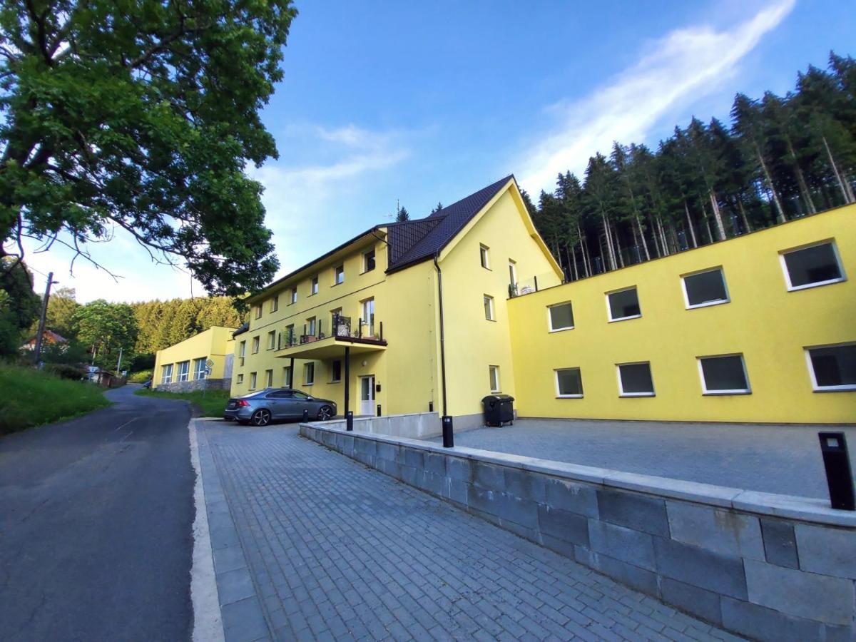 The Meetinka Apartments Jeseník Exteriör bild
